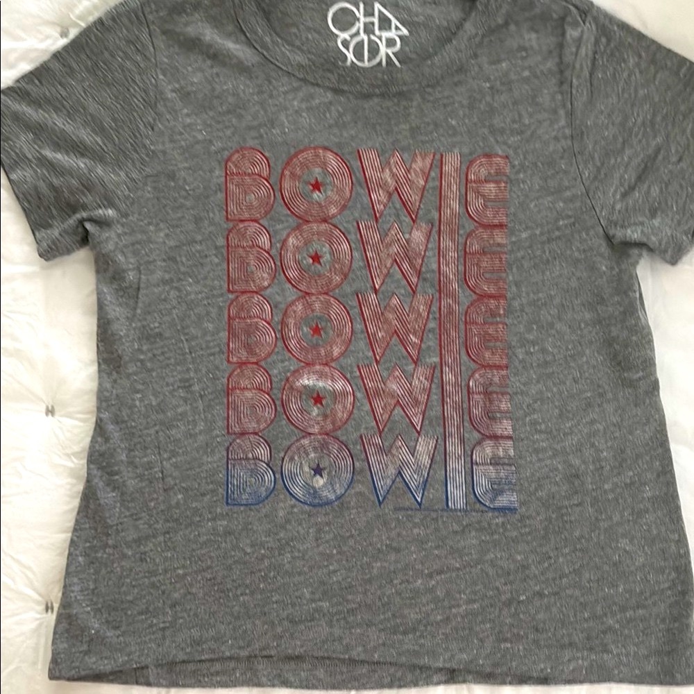 BOWIE T-Shirt with Red and Blue Graphic